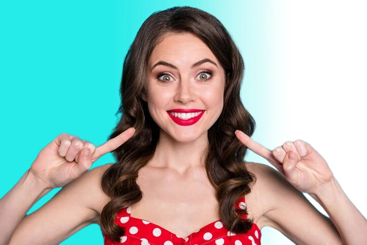 Hollywood Smile Benefits: Is It Worth It?